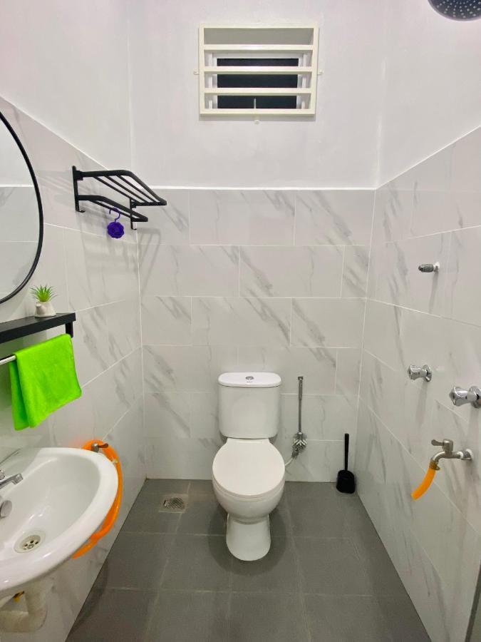 De Jara Guesthouse Dungun For Malay Εξωτερικό φωτογραφία
